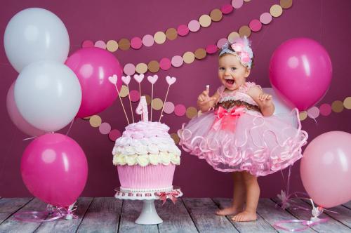Milyen a legjobb ajándék a gyermek első születésnapjára? Ezek a mi tippjeink!