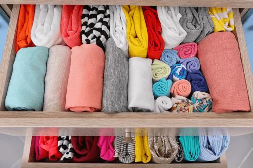 Mit tehetünk, ha kinőttük a ruhásszekrényt?
